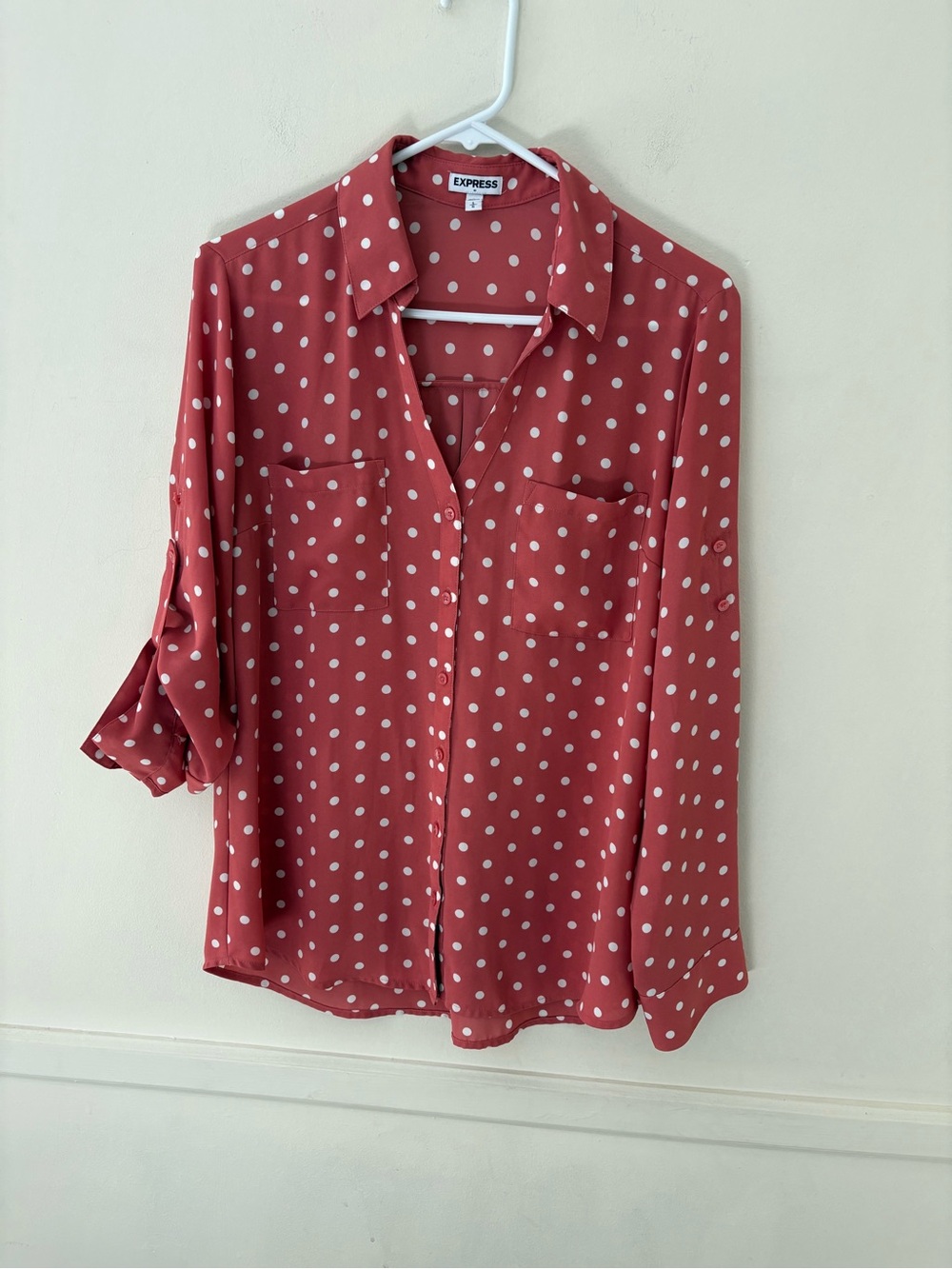 Express Women’s Lightweight Roll Tab Sleeve Polk-a-dot Button Up Blouse Sz L